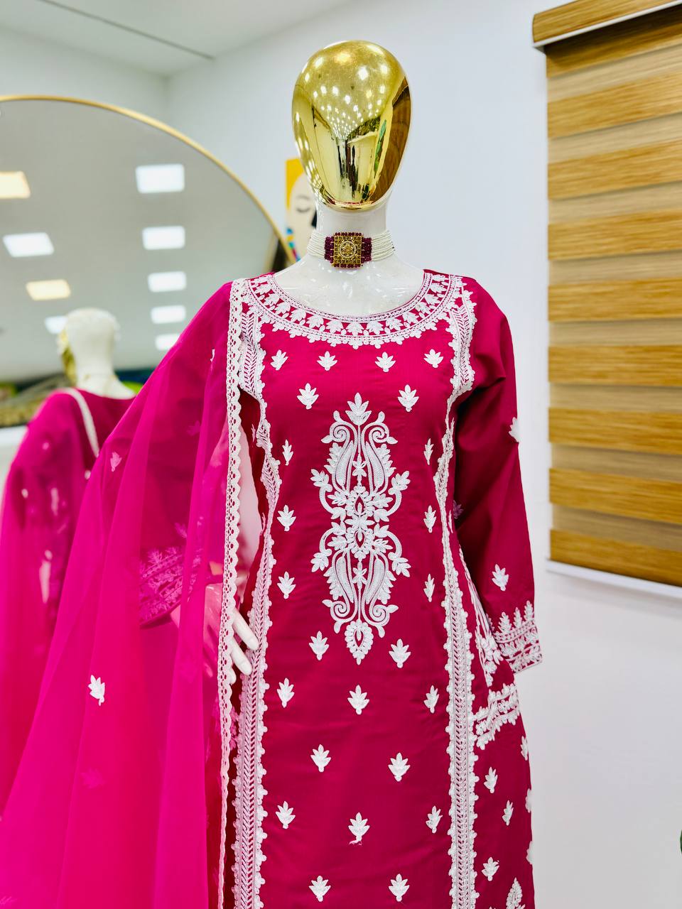 Elegant Threads 3-Piece Set