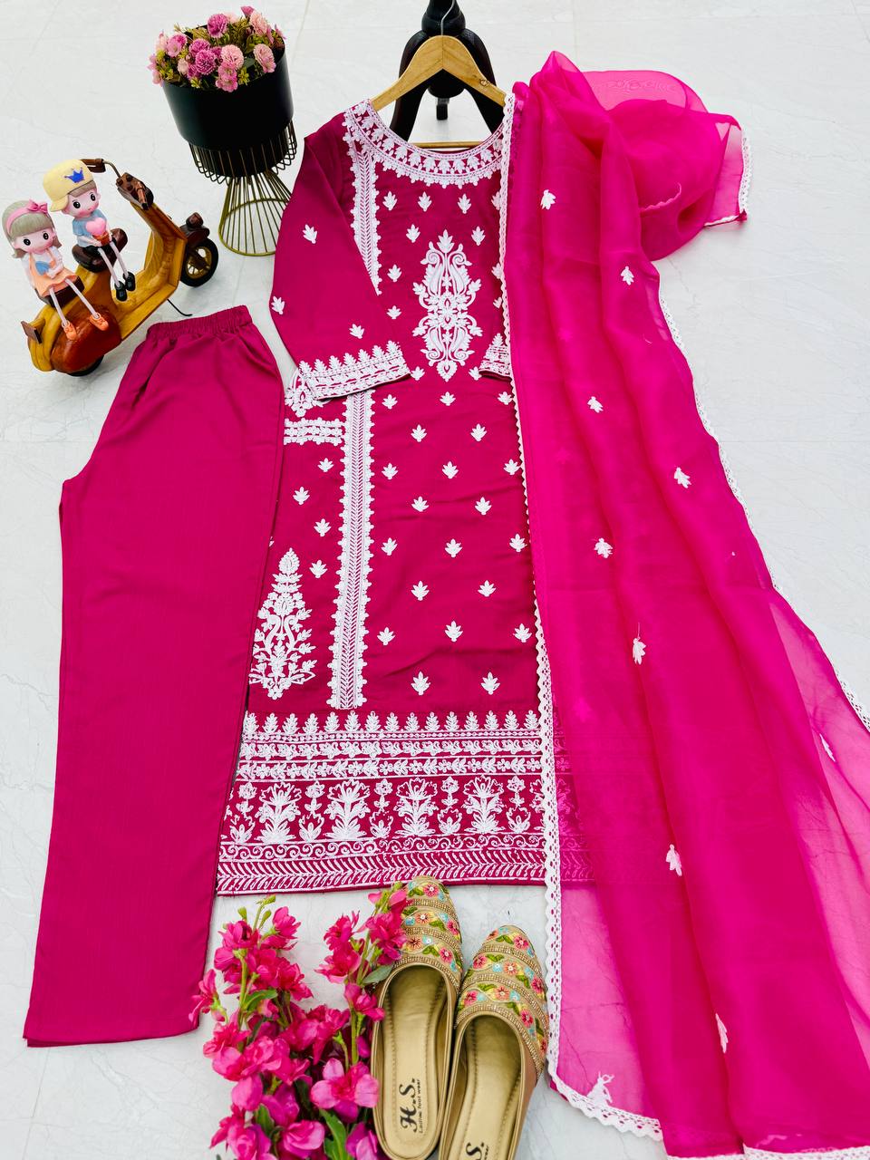 Elegant Threads 3-Piece Set