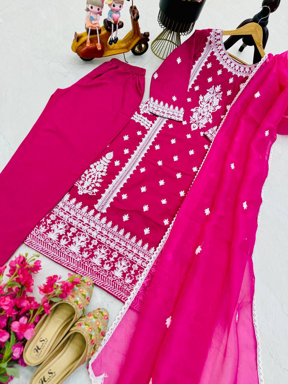 Elegant Threads 3-Piece Set