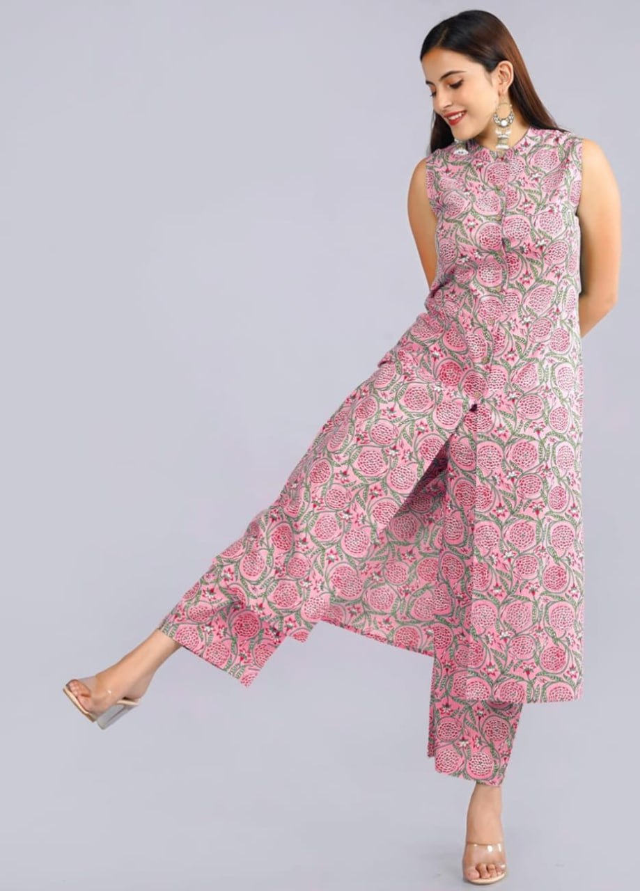 Sleeveless Summer Charm