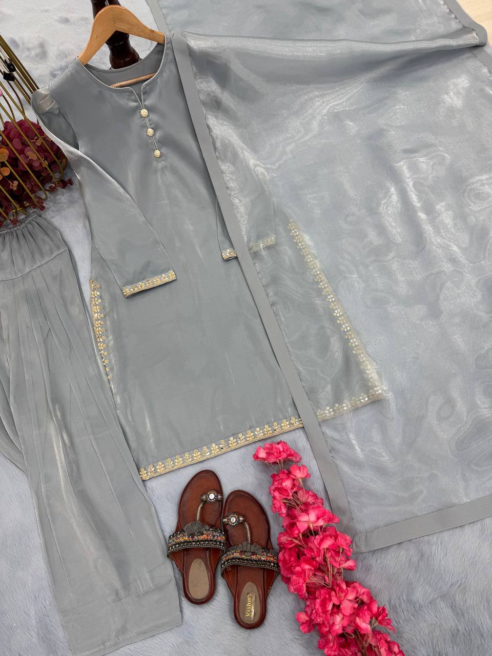 Jimmy Choo Farshi Elegance