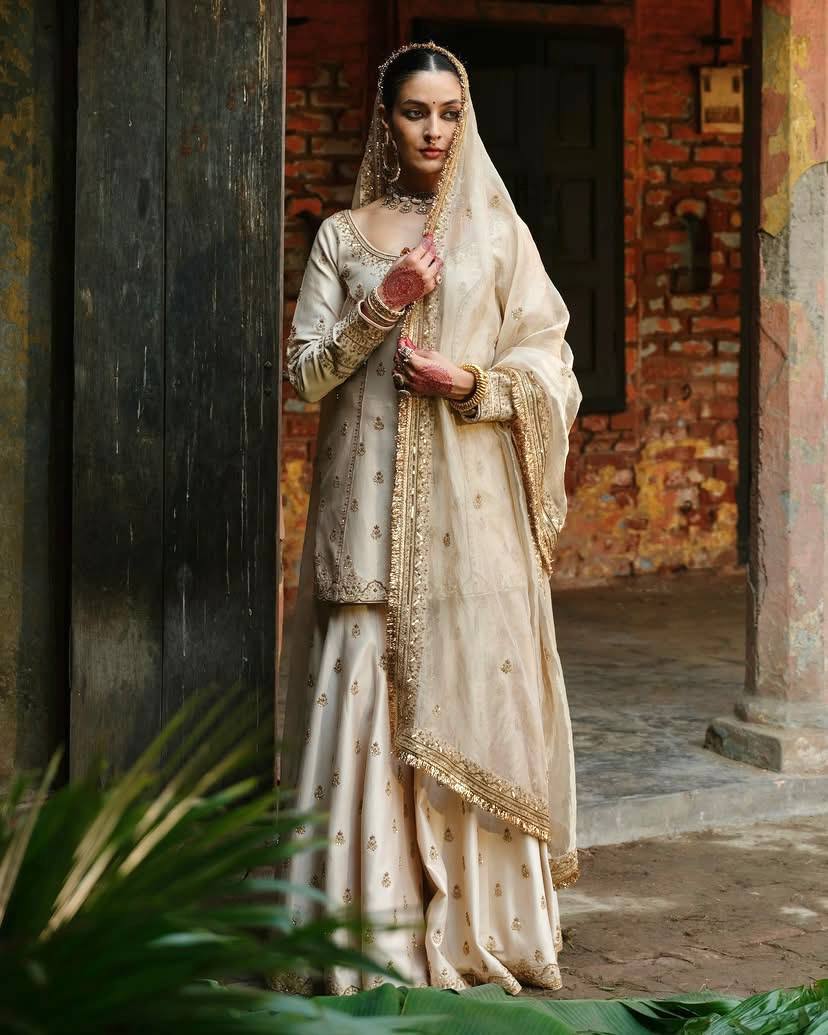 Elegant Gold Simar Silk Kurti & Plazzo Set with Organza Silk Dupatta