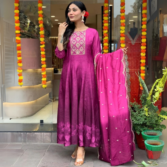 WOMEN EMBROIDERED PURPLE SUIT SET