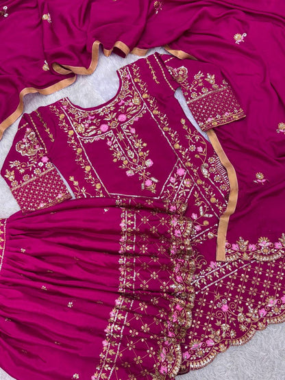 Chic Kurti Dupatta Trio