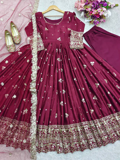 Laal Ishq : Gown Set