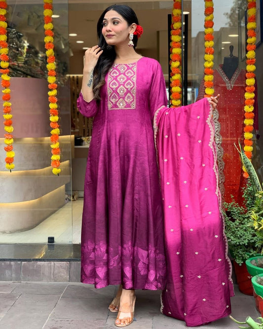 WOMEN EMBROIDERED PURPLE SUIT SET