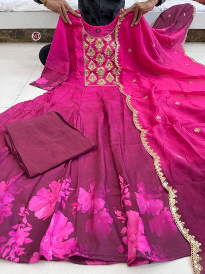 WOMEN EMBROIDERED PURPLE SUIT SET